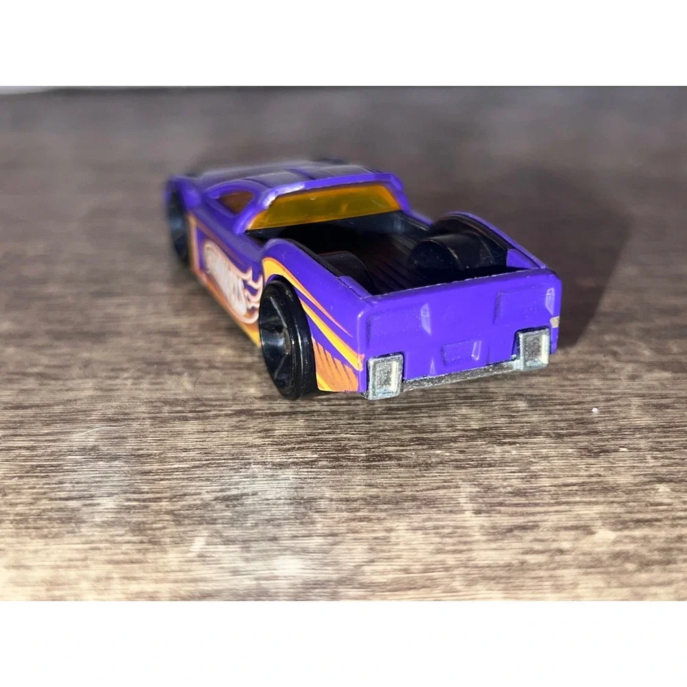 Hot Wheels 2012‎ Hypertruck Vibrant Purple W Yellow Windshield Loose Diecast EUC